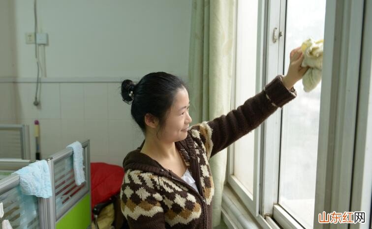 玻璃怎么擦最干净