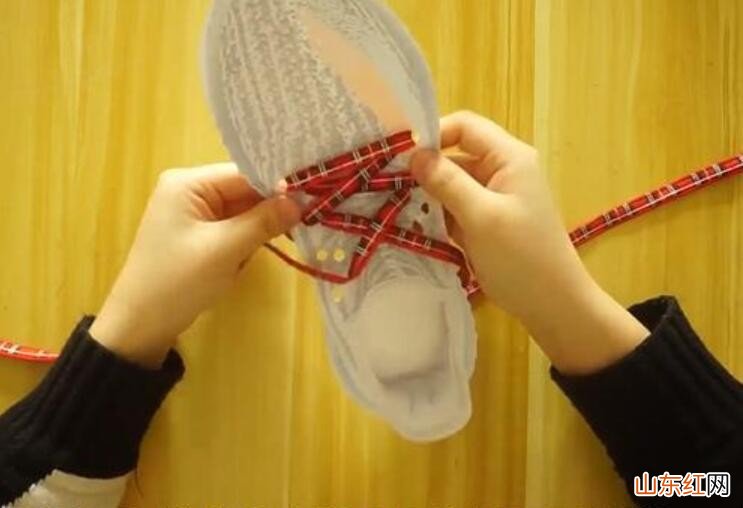 椰子鞋带怎么绑