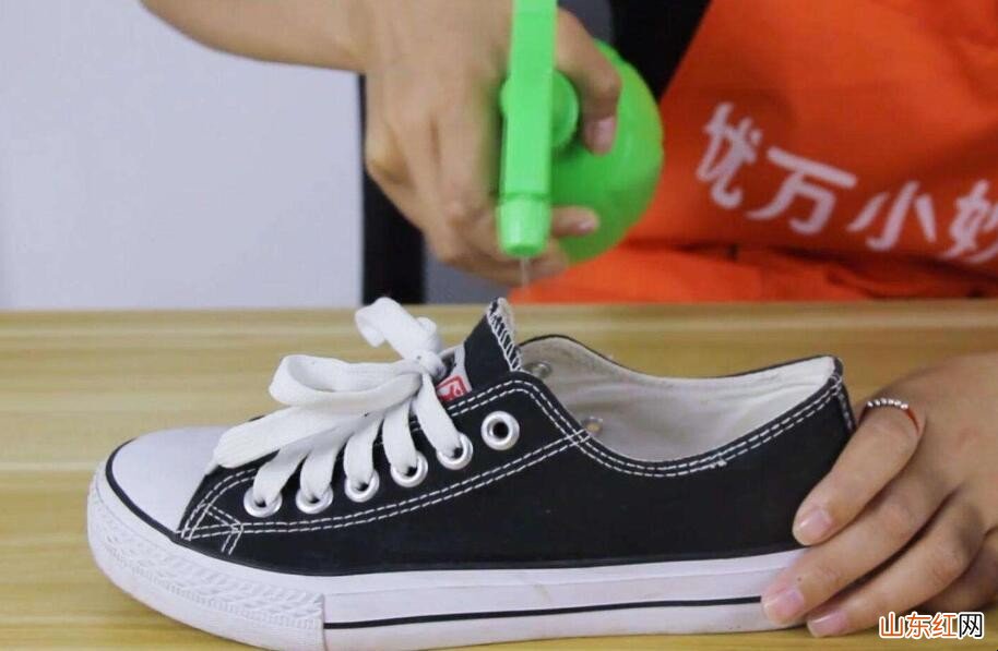 酒精喷鞋子可以除臭吗