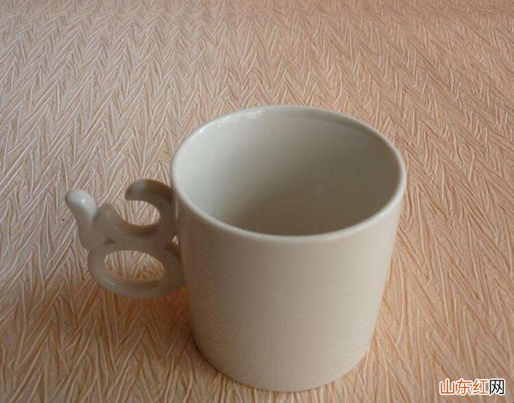 如何正确选择水杯