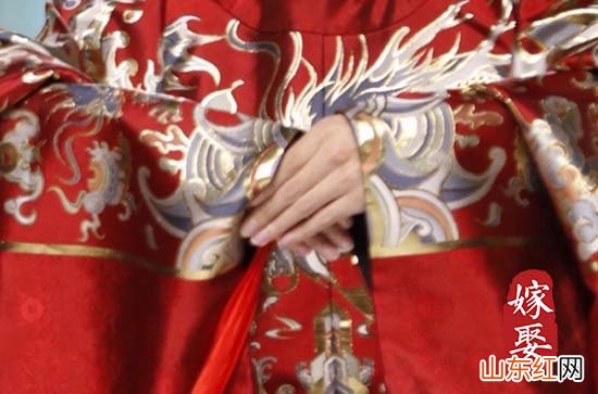 回门酒的请帖怎么写 诚邀贵宾之请