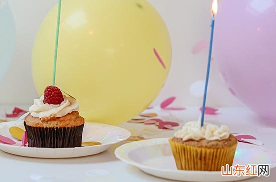 很潮又短的生日祝福 2023抖音很火的生日短句