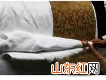 酒店毛巾叠法 你学会了吗