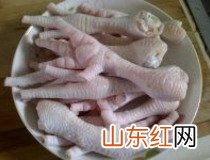 眉豆鸡脚汤的做法 鸡脚软糯汤水香甜配饭最佳